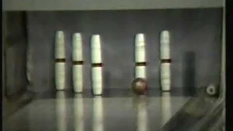 Candlepin Stars & Strikes - Bob Francoeur vs. Stev...