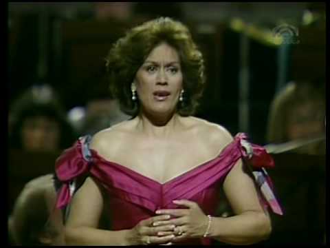 Dame Kiri Te Kanawa sings "Im Abendrot" - Vier Let...