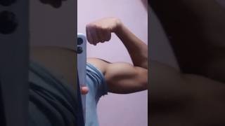 Best biceps exercise without equipment 💪📈 #fitness #homeworkout