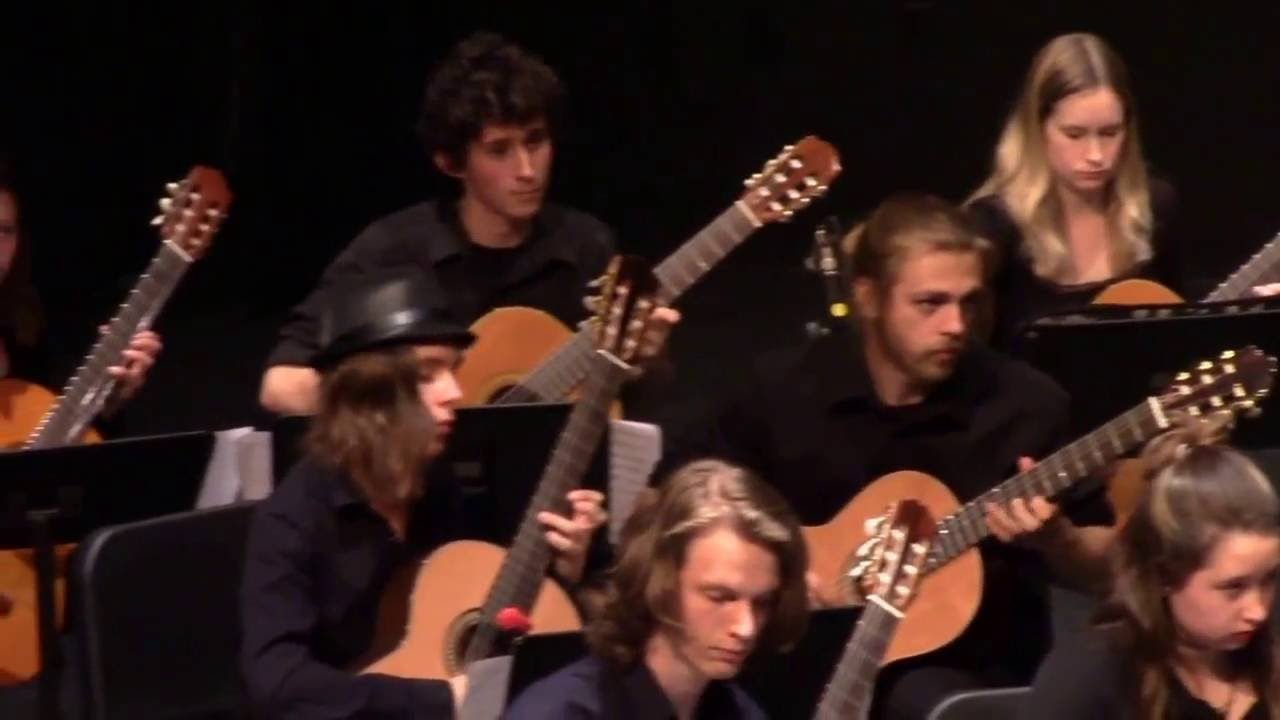 Asturias I. Albeniz Ensemble de guitares CAL