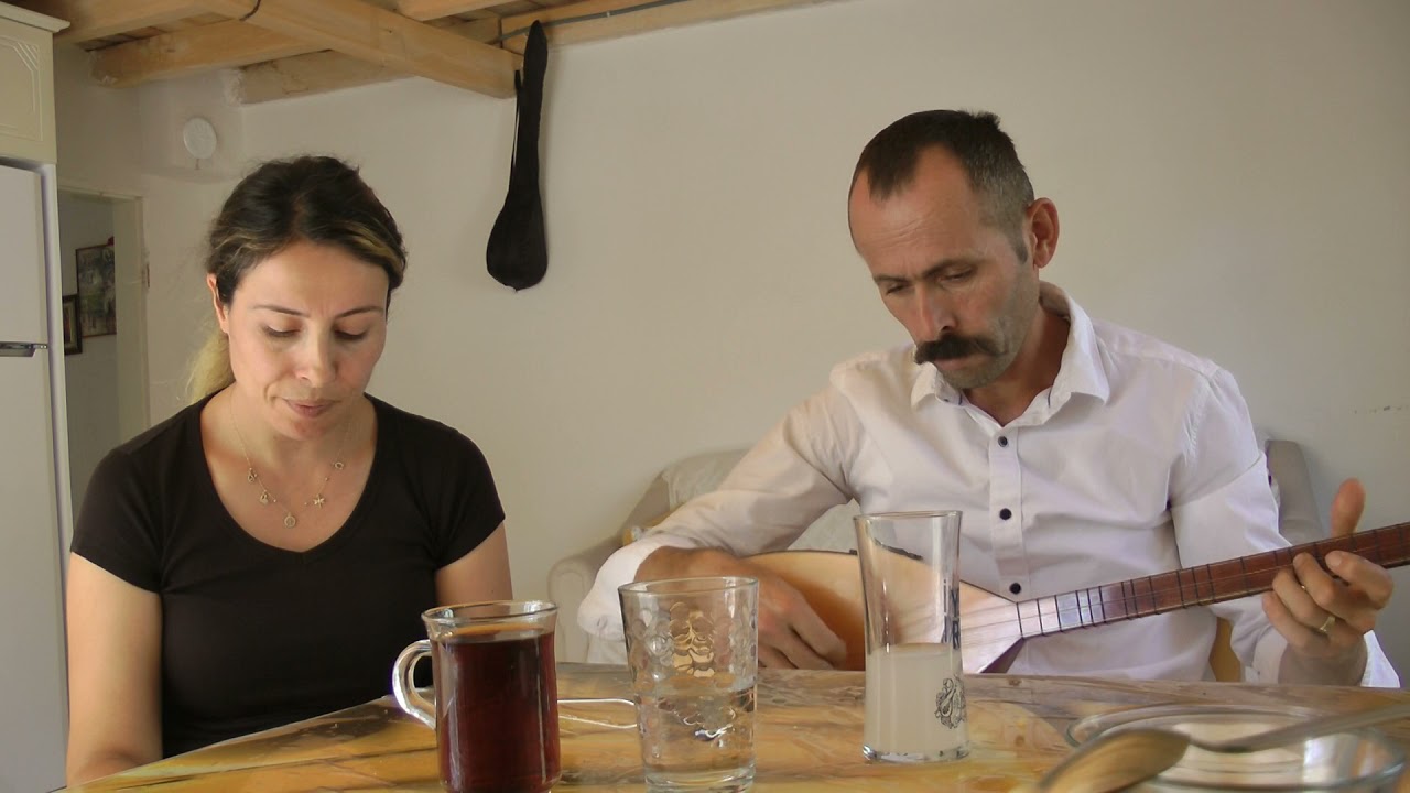 Sivas Zara Atkiran Köyünden     :   Alicevat ve esi Nurcan Özcan .