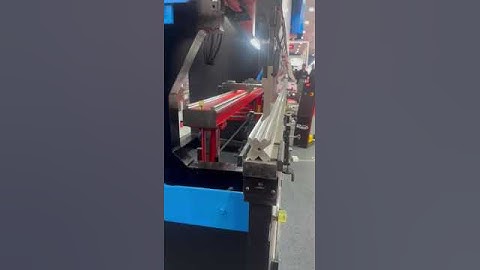 Cnc press brake with Esa 640 co roller and.3100 x 200 tons with rk 12 controller