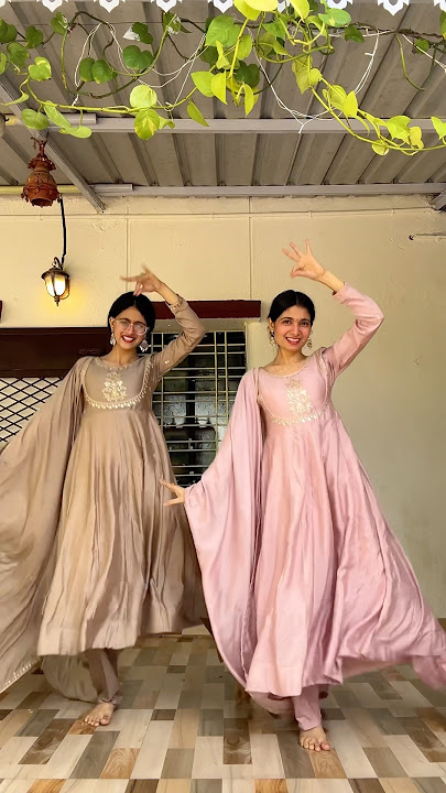 Download lagu Bole chudiyaan!🌸🩶 #youtubeshorts #dance #trending #shorts #shortvideo #viral #viralvideo #short