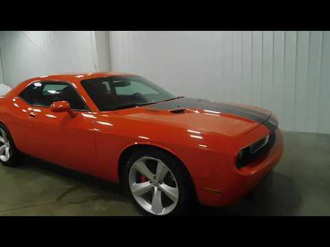 2008-dodge-challenger-srt8