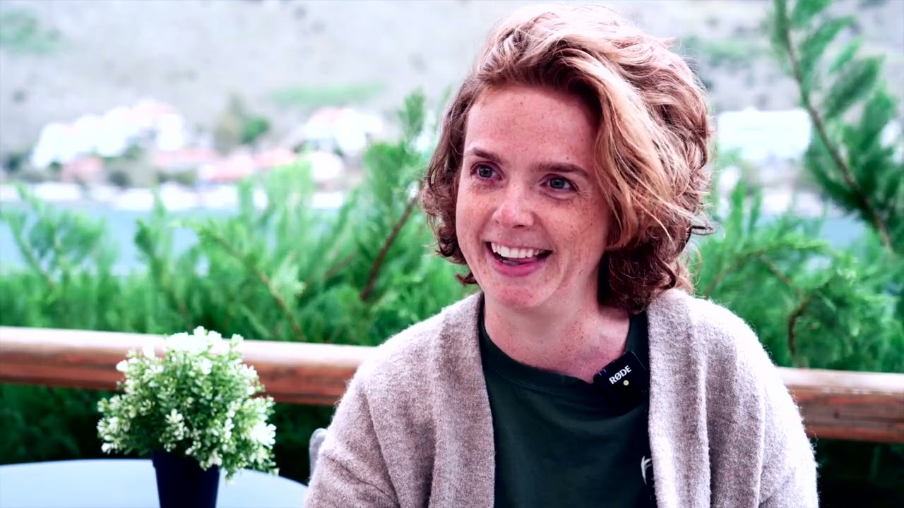 Philine's review on her 300-hr YTT with Alpha Yoga in November 2022