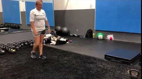 Softball Pitching: Single Leg Bounds | High Level Throwing