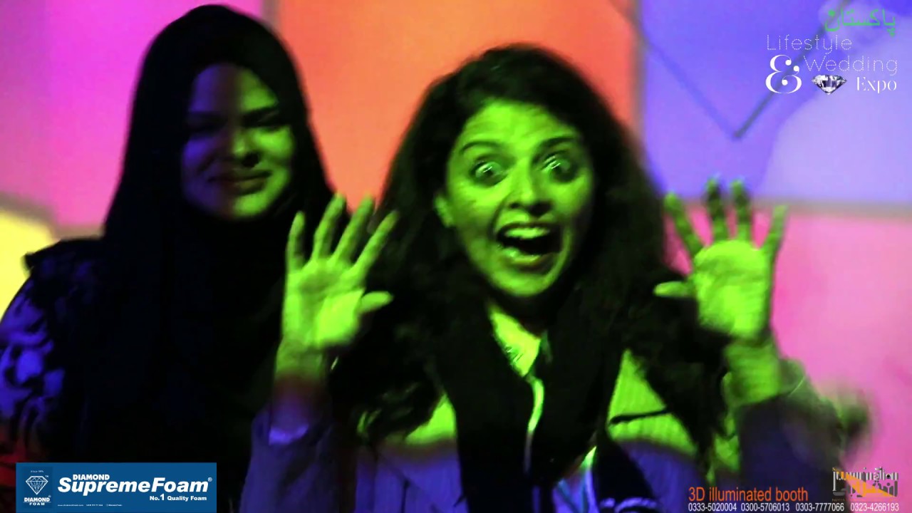 3D projection mapping 3D Illuminated Booth | Lifestyle & Wedding