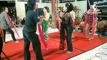 Randha Ngguguk. BU LASMI LARASATI TAYUB LEGENDARIS - TAYUB GROBOGAN ERA 80