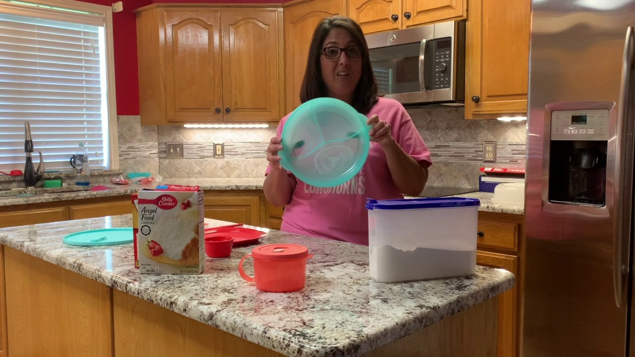 Tupperware Crystal Wave PLUS Soup Mugs and Divided Container - YouTube