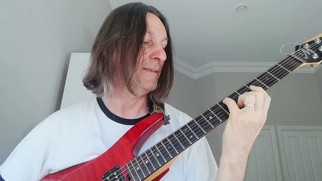 Scott McGill "The Chord Book" for Guitar: Dominant/Diminished Scale chords 1235  Str. Set on E