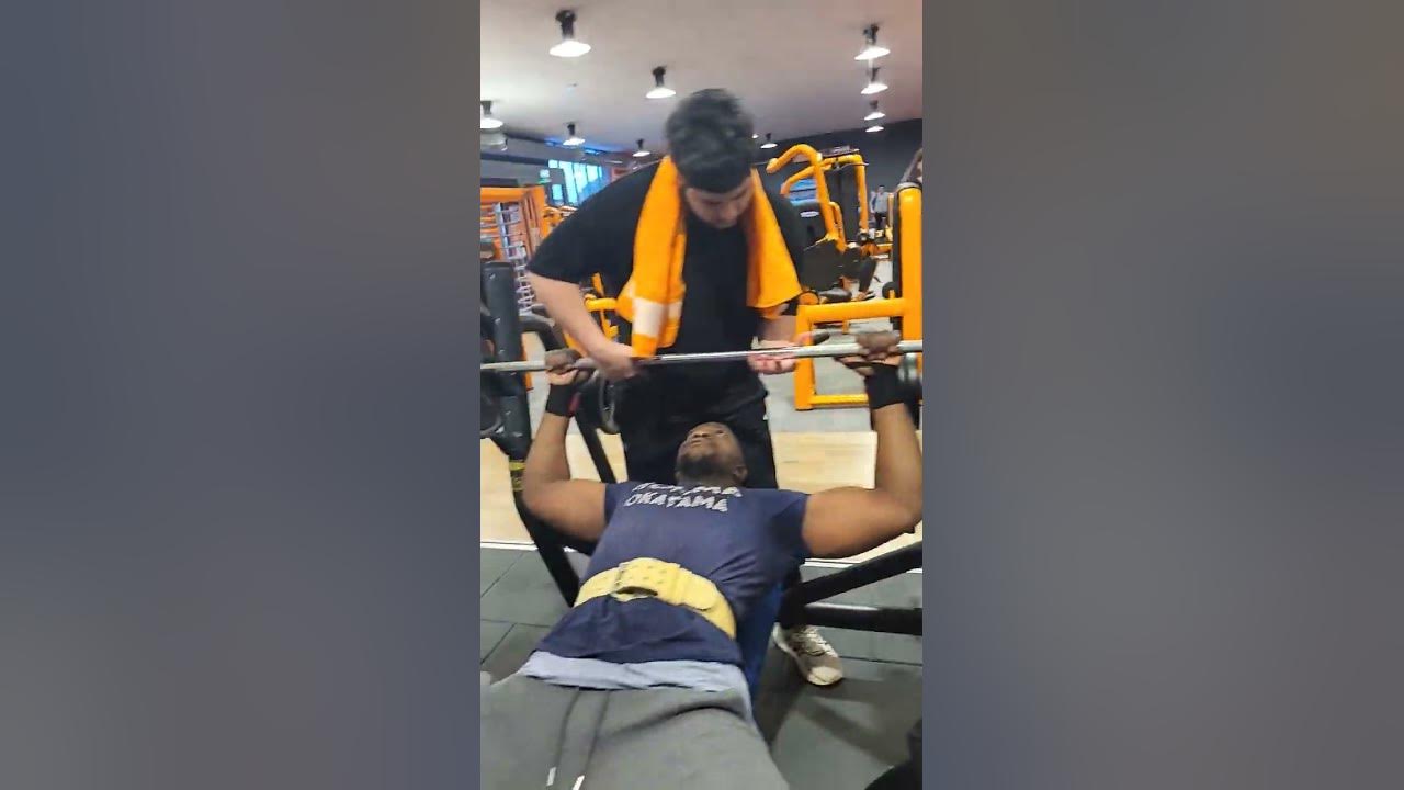 140kg - YouTube