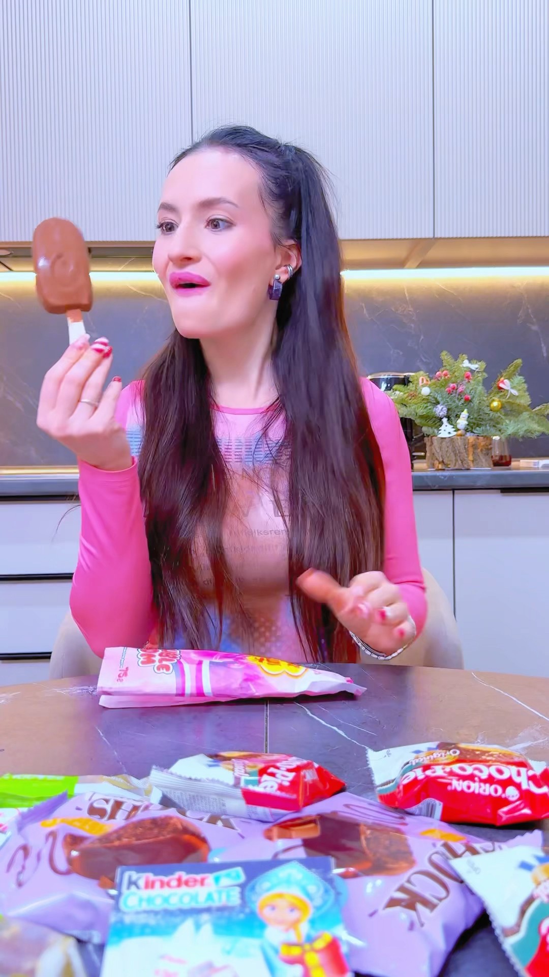 Sweet Tooth Geniuses ❤️ Who Eats Like This? #shorts #icecream #katebrush