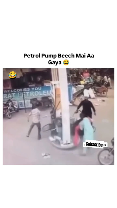 Ye bhi meri galti hai😂duke390#scooty #kawasaki#crash#funny  #shorts#bikerider#trending