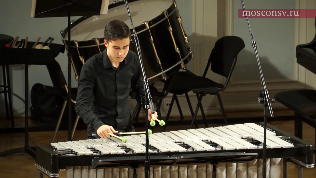 московская сторожевая собака George Crumb. 