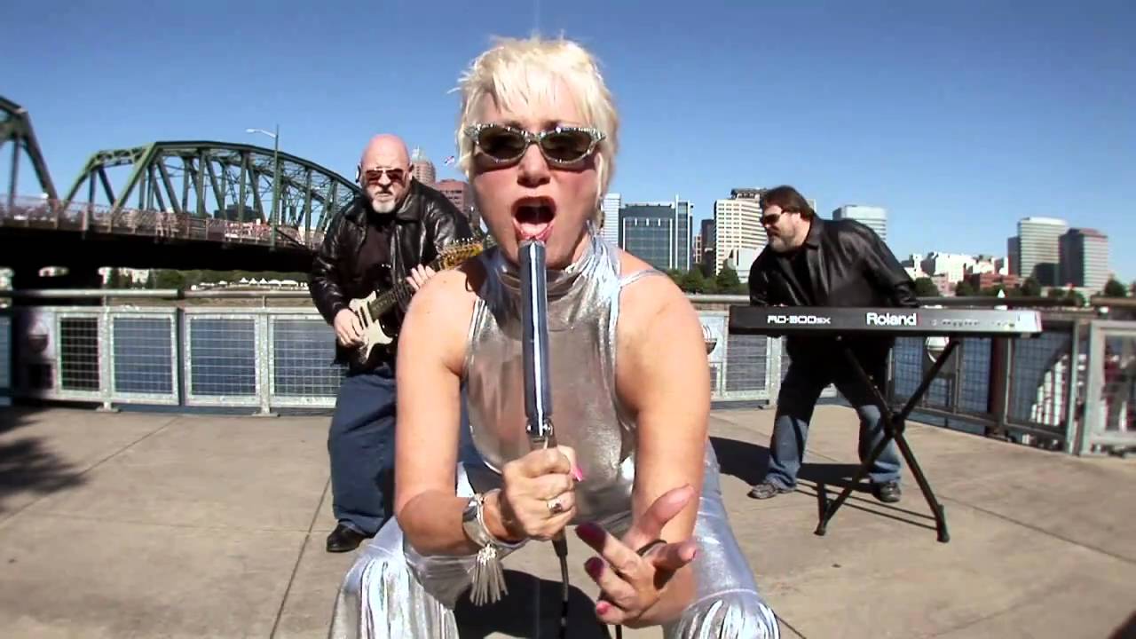 Heart of Glass Vera Katz Eastside Esplanade