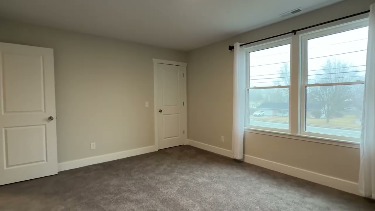 Online Only Real Estate Auction - 5317 Stellhorn Road Fort Wayne, IN.