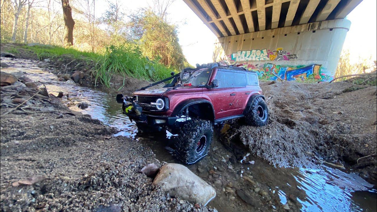 💥Bronco 4x4 vs The River💦: 15 minutes of pure chaos💥 