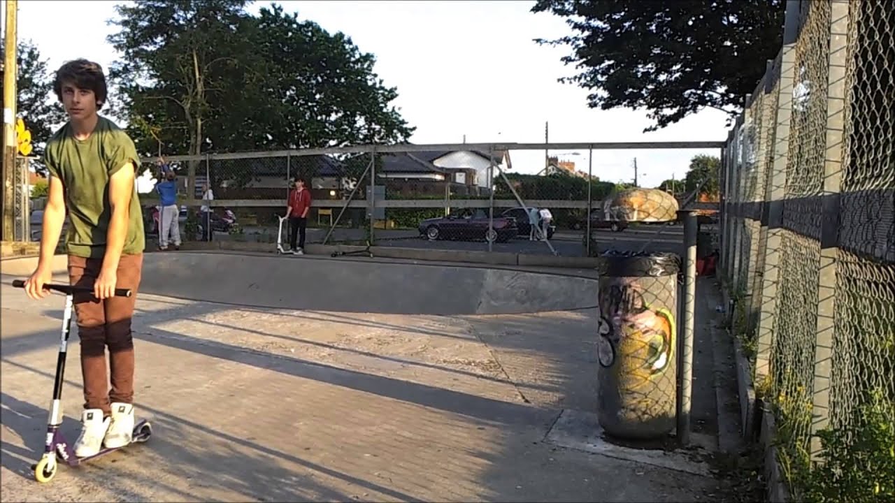 How to inward briflip on a scooter YouTube