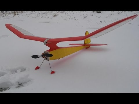 Oldtimer RC PLAYBOY SENIOR GP-5017 - YouTube