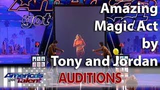 Tony and Jordan - Identical Twins Dazzle With Magic | America s Got Talent 2017