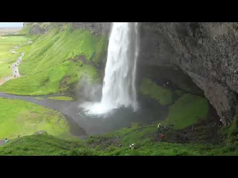 Video: Seljalandsfoss Şelalesi: Eksiksiz Kılavuz