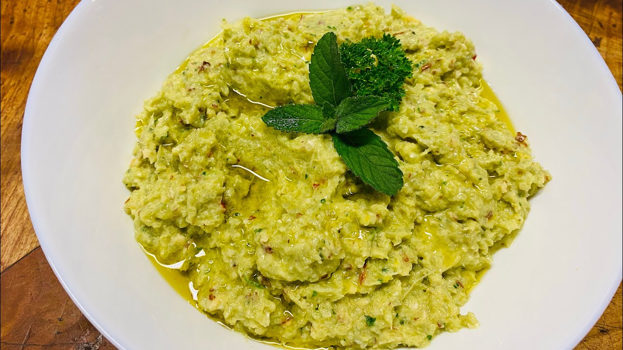 Pesto con gambi di carciofi.meraviglioso con la pasta sui crostini sulle patate ￼