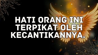 Download Lagu Hati orang ini terpikat oleh kecantikannya. MP3
