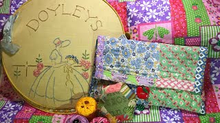 Fabulous slow stitch vintage finds + feedsack scrap ideas pouch #slowstitching #scrapfabric