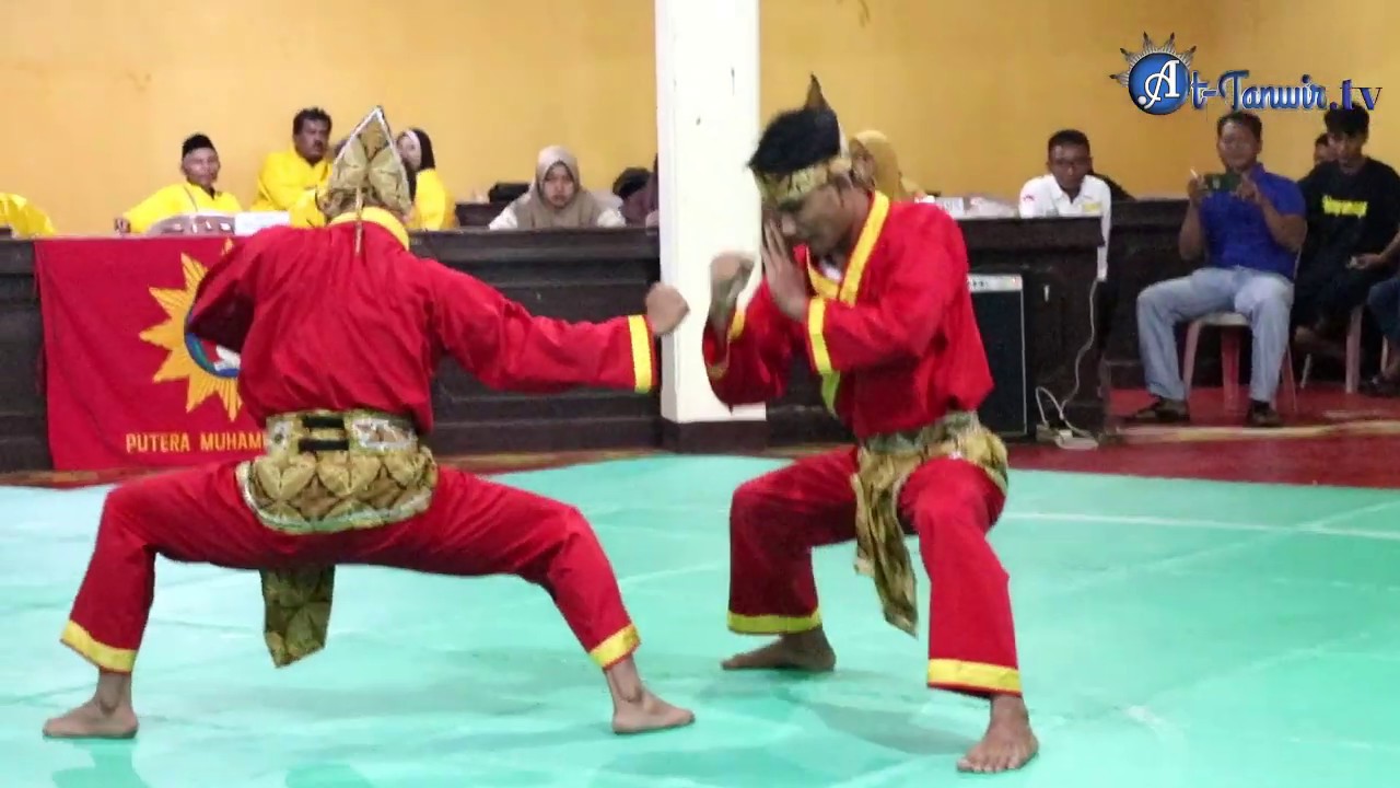 Seni ganda tapak suci Mahasantri Pondok Pesantren Muhammdiyah At-tanwir Metro Lampung