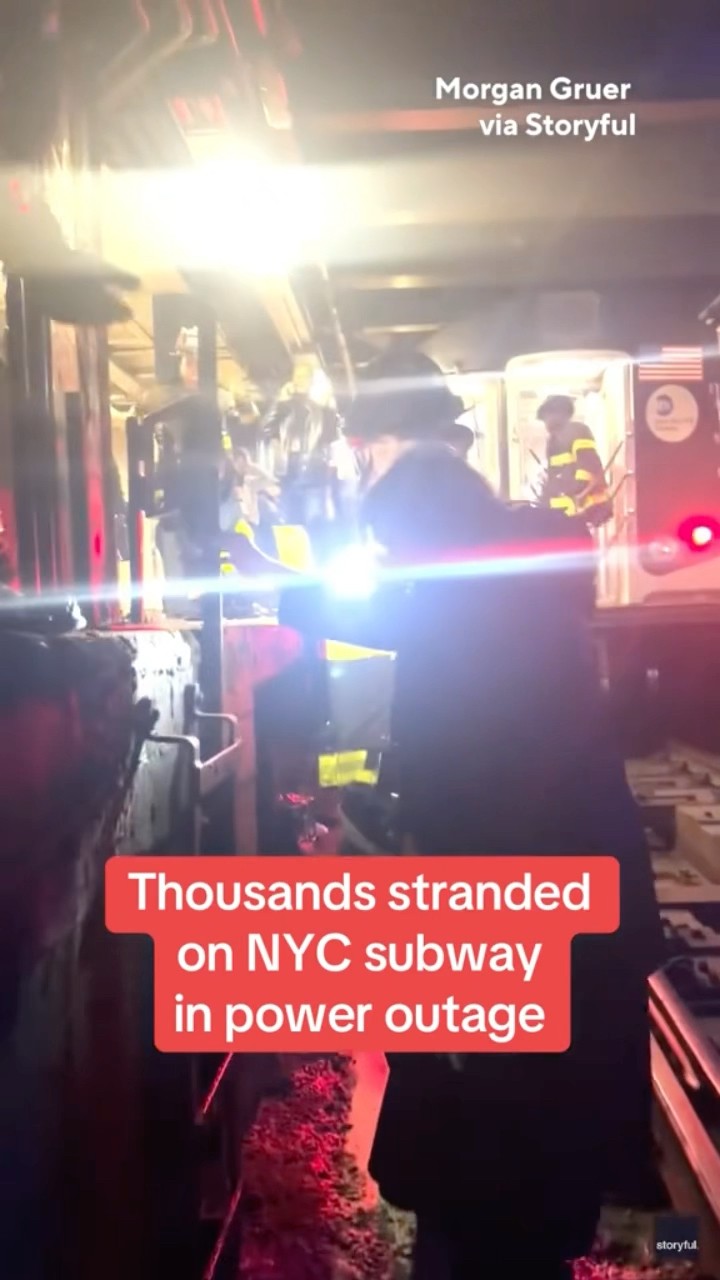 Thousands of NYC subway riders rescued after power outage #shorts