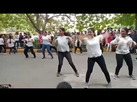 College Girls Superb Dance Performance on College Fest Mashup Songs #GNITS