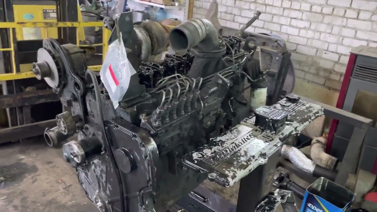 Двигатель Cummins Кейс 310