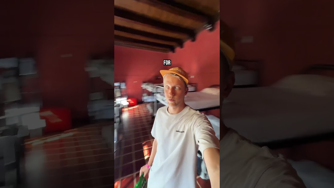 Staying in the CHEAPEST Hostel in El Salvador!