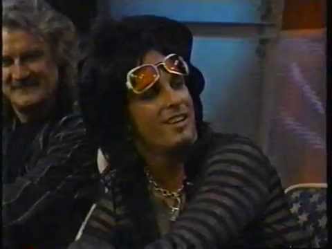 Motley Crue interview on Jay Leno 1997