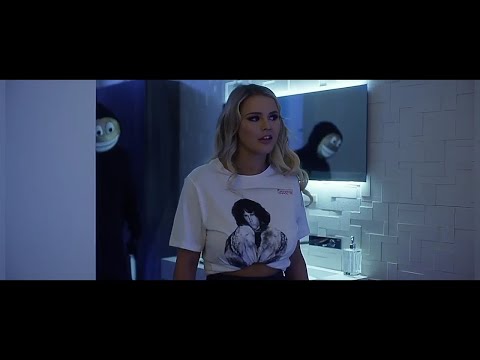 Kinsey Wolanski Actress in the Movie Slasher Party (HD)