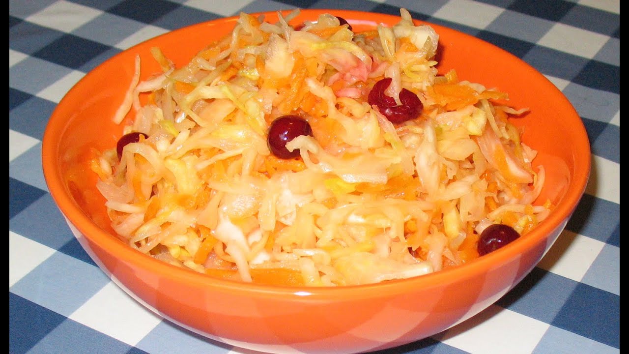 Капуста с клюквой квашеная на зиму. Квашеная капуста с клюквой. квашеная капуста с клюквой на зиму. квашеная капуста с клюквой в банке. квашеная капуста рассол.