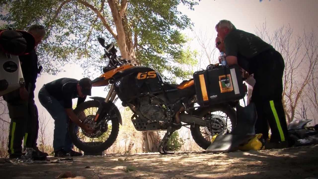 GlobeRiders "Tips From The Road" - Steering Head Bearing Repair