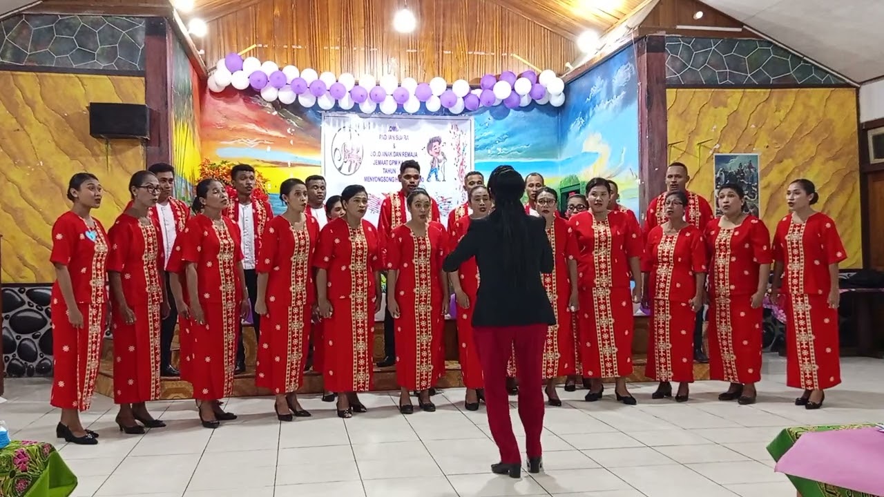 PADUAN SUARA SOLAFIDE....JEMAAT GPM KAIRATU
