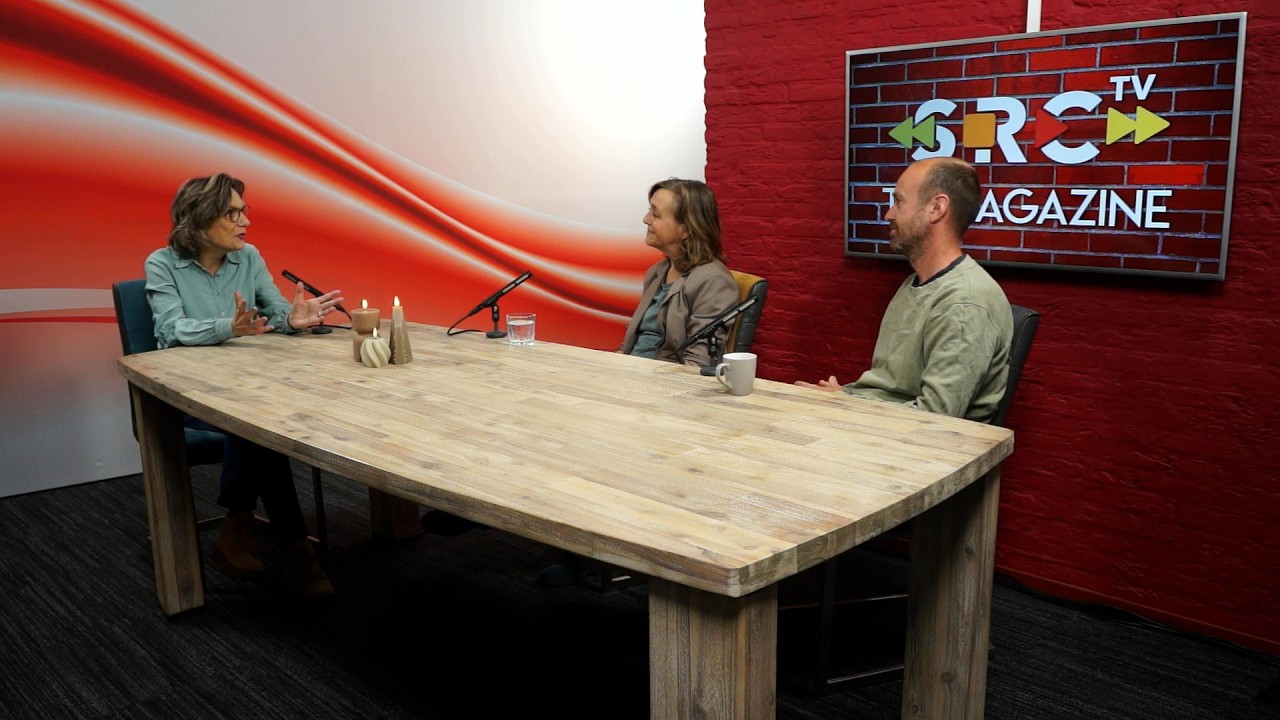 SRC TV Magazine | Stemmen van Liefde - YouTube
