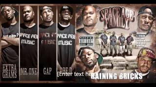 Space Age Family  International Trappin