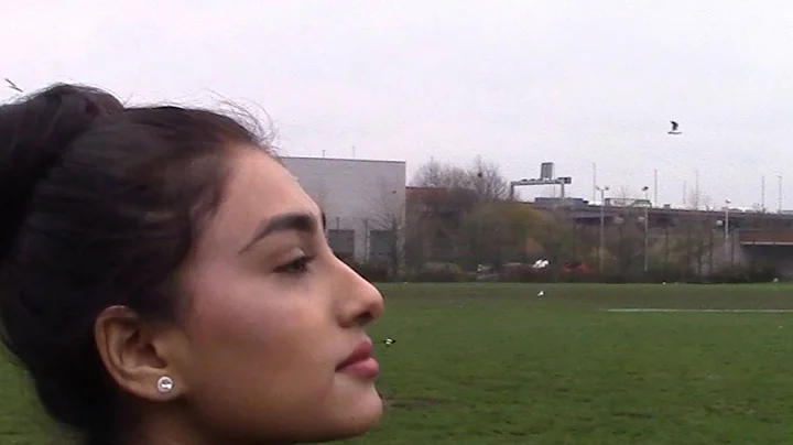 1016   Anisa
