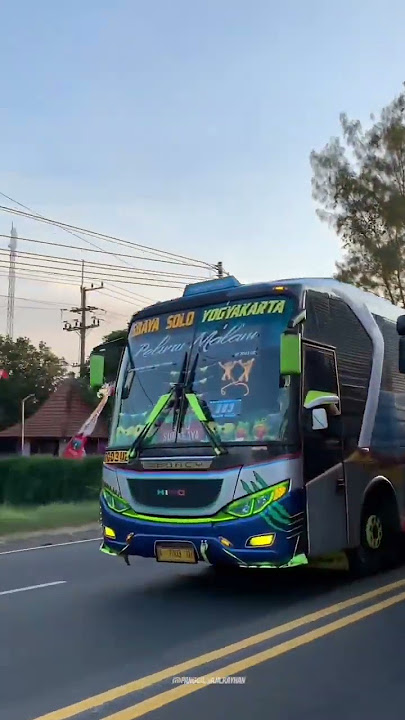 Story' WA bus SUGENG RAHAYU PELURU MALAM