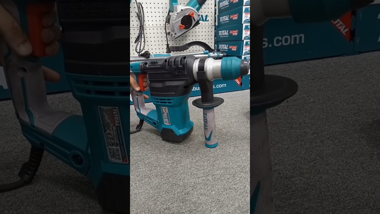 Total 1600w Rotary Hammer Drill