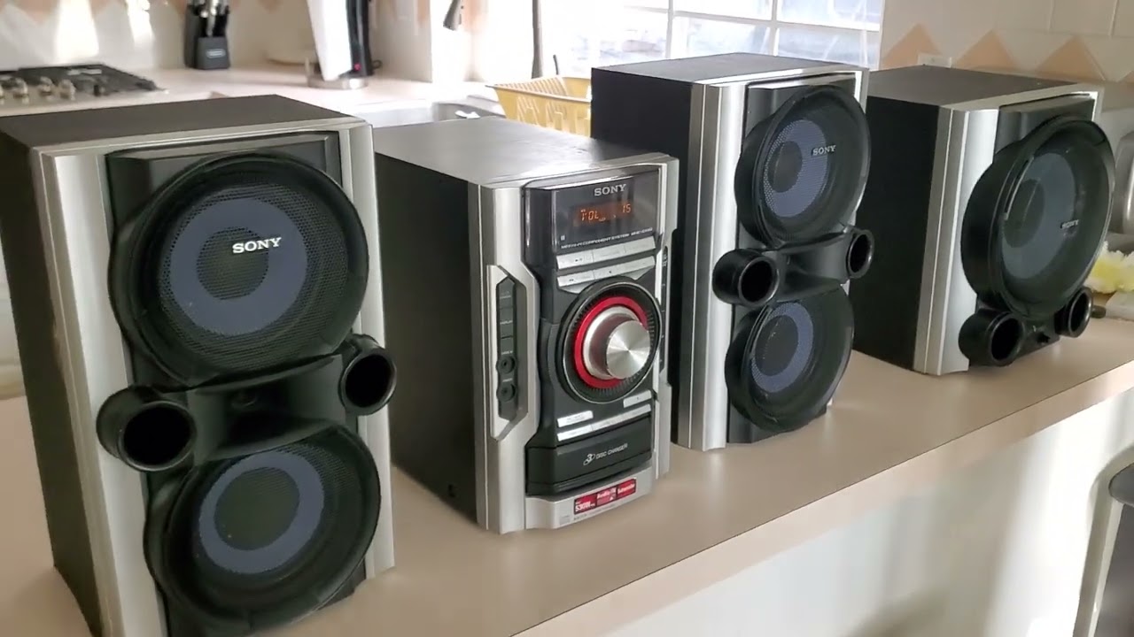 SONY MHC-GX99 Playing CD - YouTube