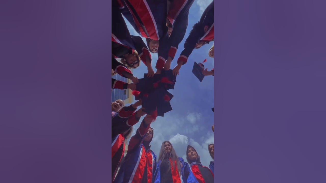 graduation day pose idea ..#group#posters #poses #graduation #ideas