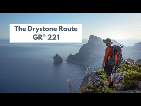 Hiking 7 days alone in Mallorca on the GR221 - The Drystone Route