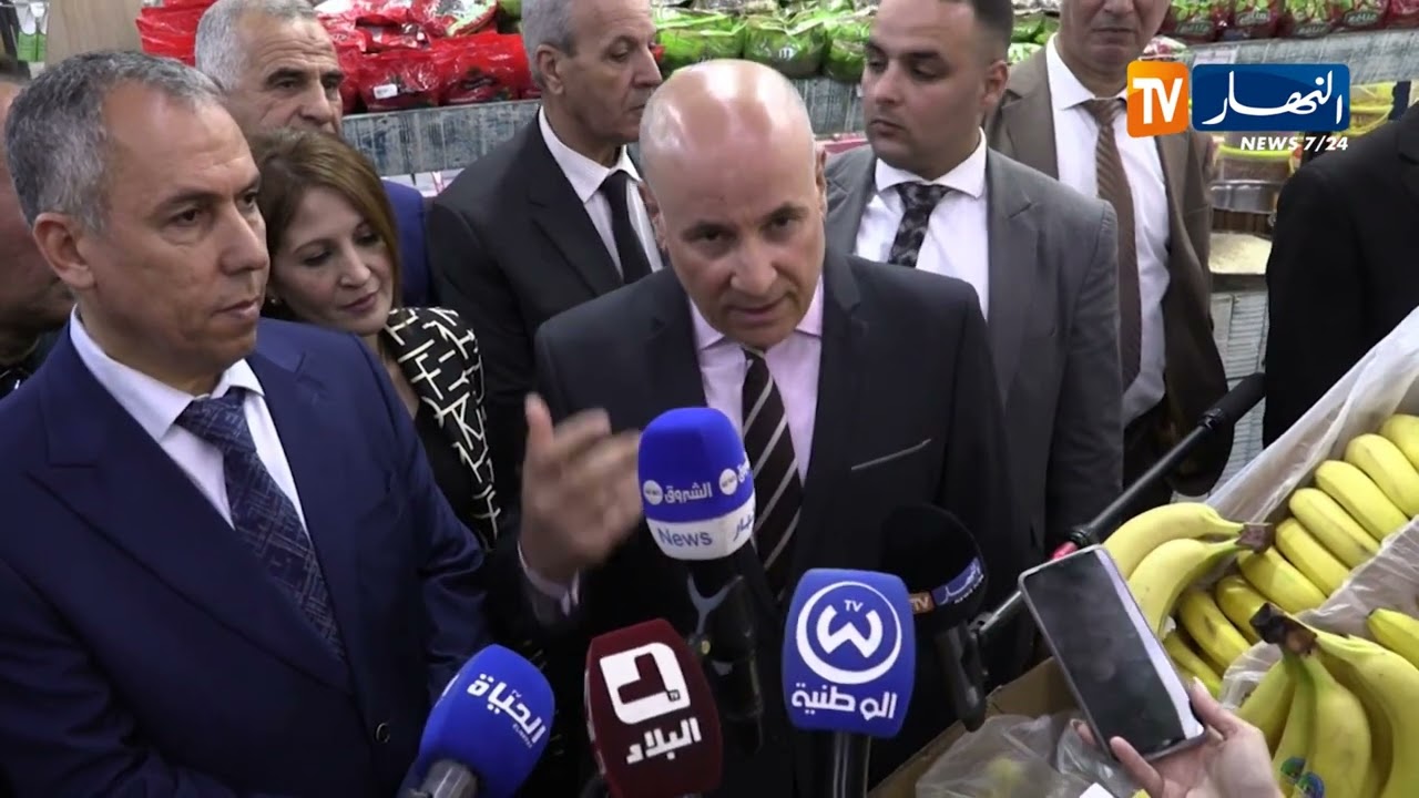 الطيب زيتوني في زيارة ميدانية بولاية الجزائر للوقوف على مدى التزام التجار بنظام المداومة