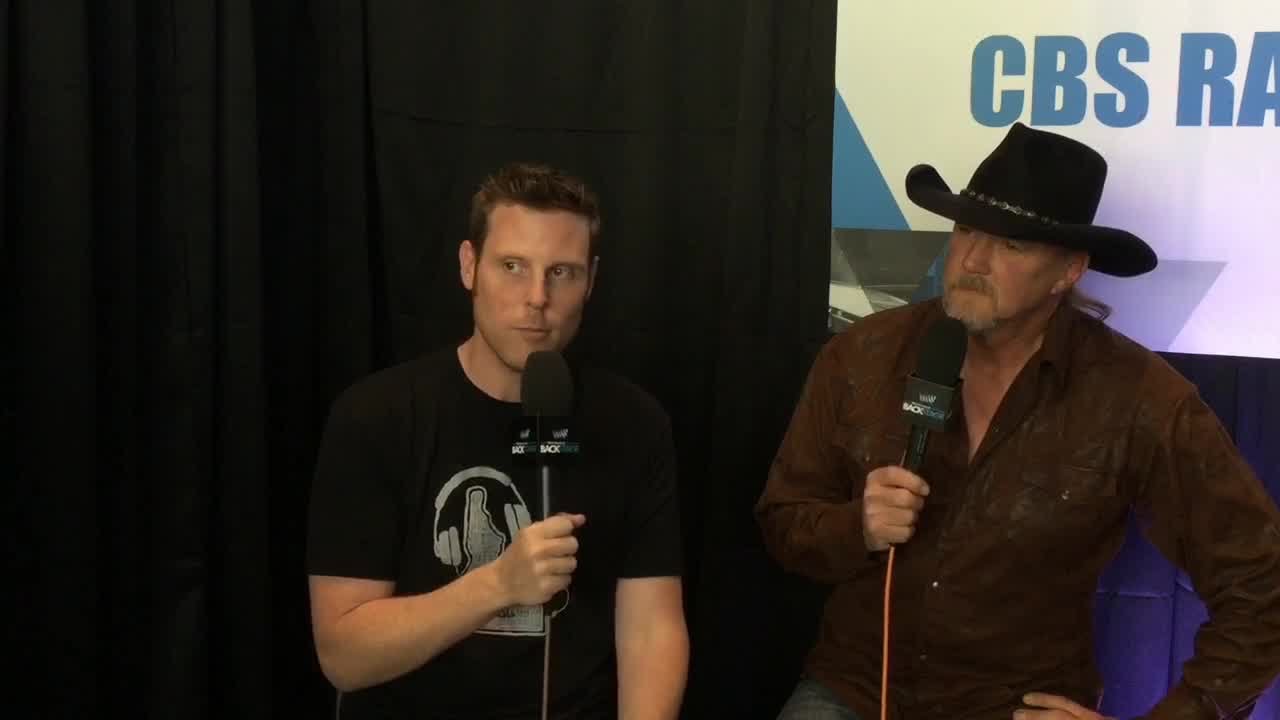Chris Backstage with Trace Adkins at the 2017 ACMs!