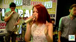 Elena Gheorghe - De neinlocuit (Live la Radio ZU)