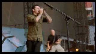 Linkin-Park-Live-In-Texas-From-The-Inside-HDbruno-benningtonclip0.mp4